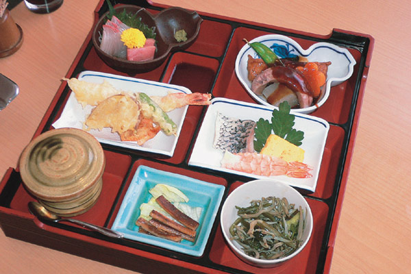 お食事処 うえ村